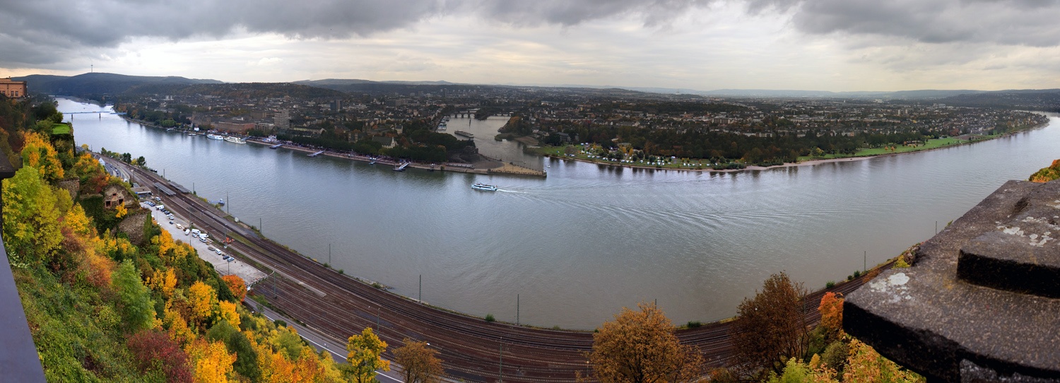 Stadtmotiv in Koblenz – Panorama Deutsches Eck (10561303714)